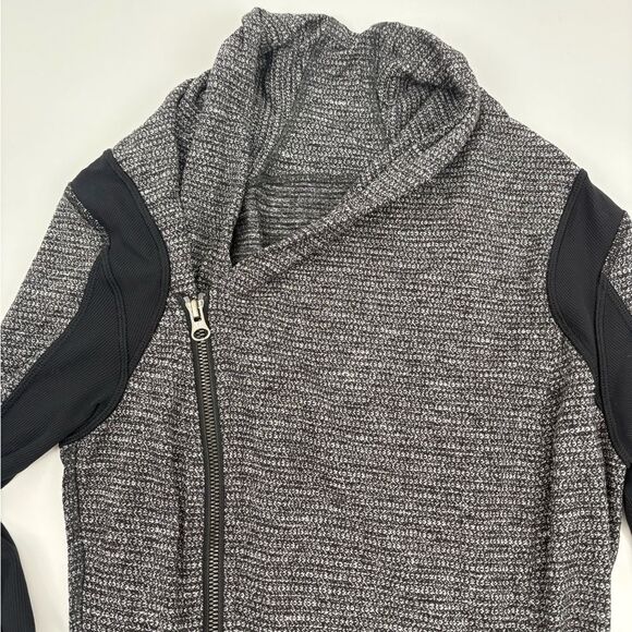 Lululemon Gray Side Zip Jacket Full Zip Tight Size 4 - Picture 5 of 9